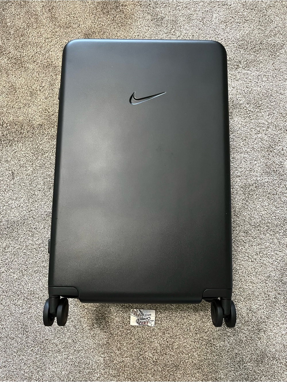 New Nike Air Force 1 29” Large Hardshell Checked Luggage Suitcase Black $360 - Picture 3 of 15